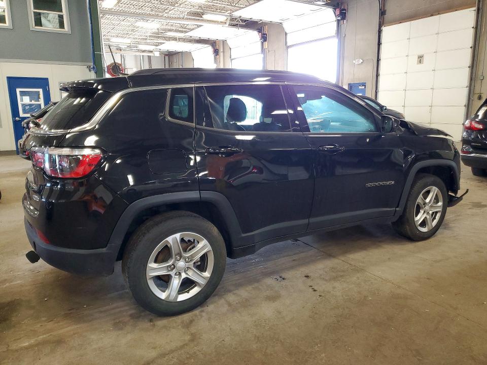 Photo 3 from auction – 2024 JEEP COMPASS with VIN 3C4NJDBN7RT608083