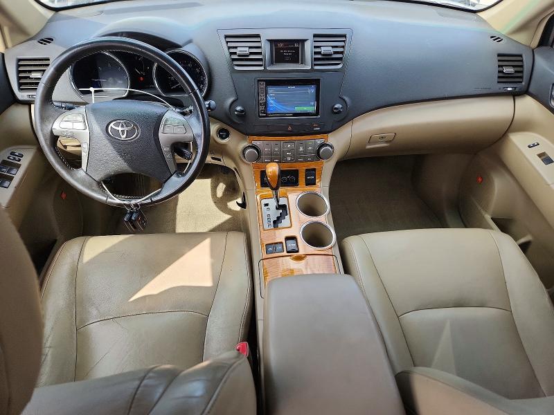 Photo 8 from auction – 2008 TOYOTA HIGHLANDER with VIN JTEEW44A882019258