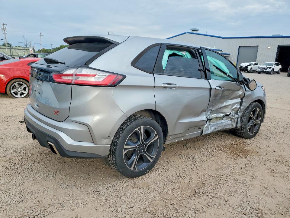 Photo 3 from auction – 2020 FORD EDGE with VIN 2FMPK4AP7LBA02287