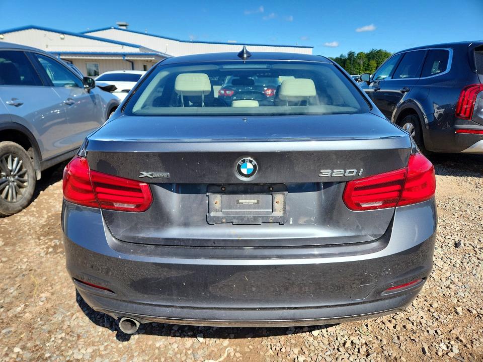 Foto 6 de la subasta – 2018 BMW 320 con VIN WBA8A3C51JA488649