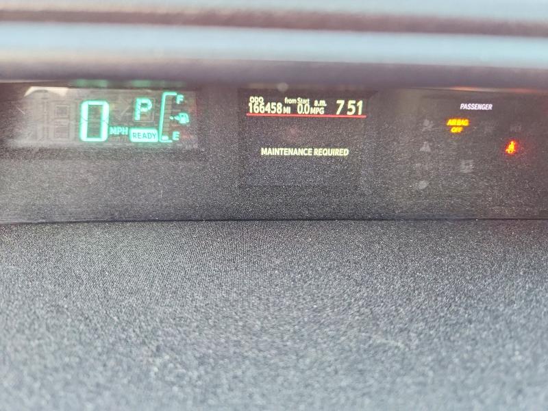 Photo 9 from auction – 2012 TOYOTA PRIUS C with VIN JTDKDTB37C1001019