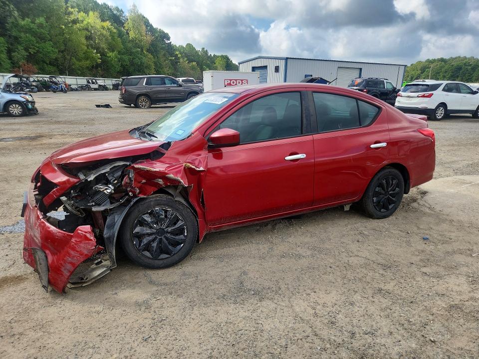2015 NISSAN VERSA - Търг №67809006