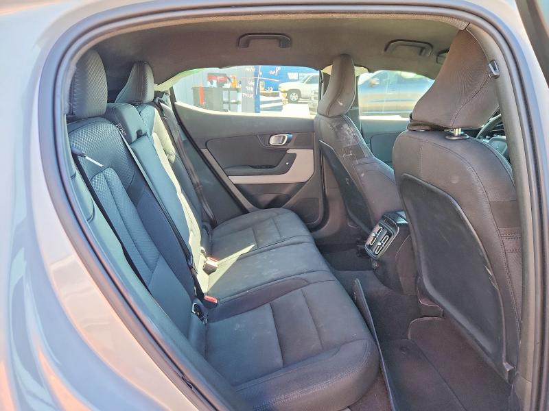 Снимка 10 от търг – 2023 POLESTAR 2 с VIN YSMEG3KA7PL150838