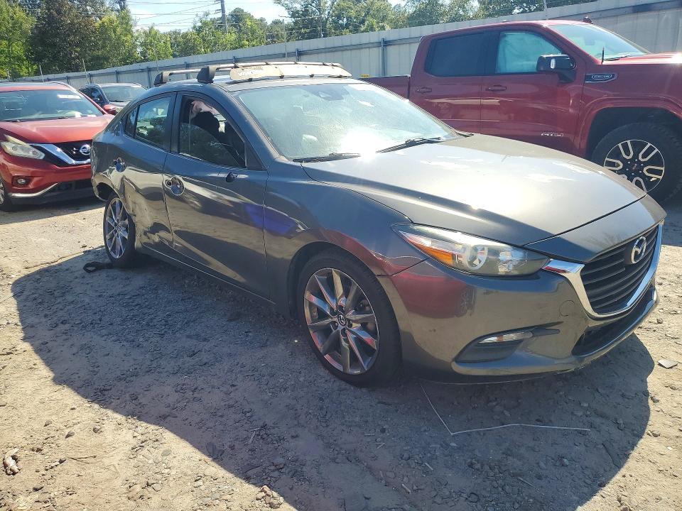 Photo 4 from auction – 2018 MAZDA 3 with VIN 3MZBN1V37JM254318