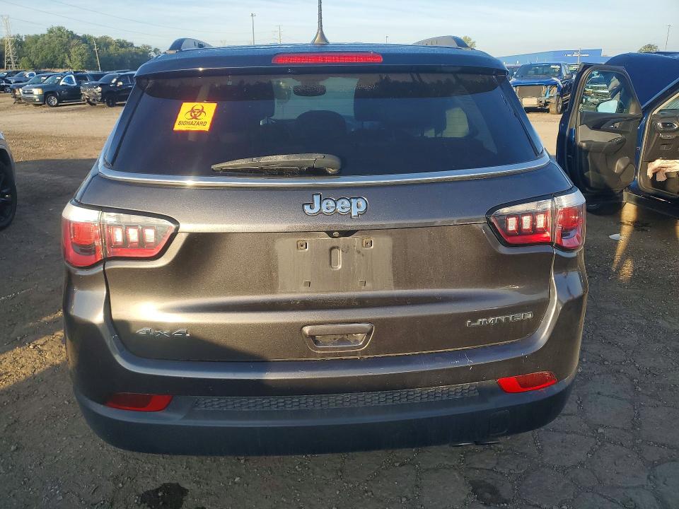 Снимка 6 от търг – 2019 JEEP COMPASS с VIN 3C4NJDCB2KT843193