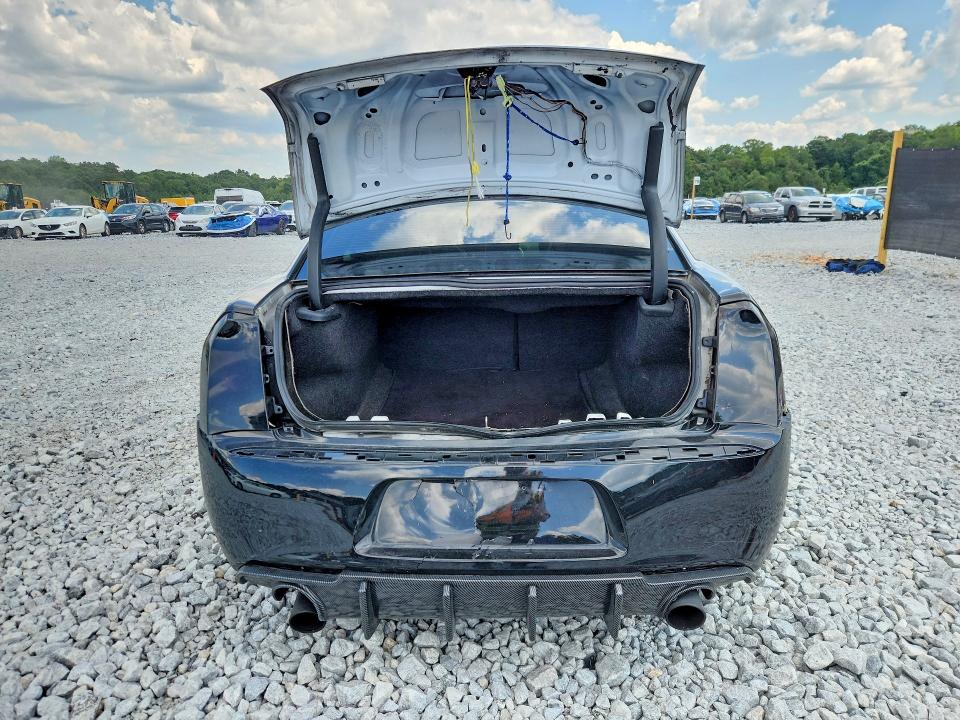 Photo 6 from auction – 2016 CHRYSLER 300C with VIN 2C3CCAEG2GH182097