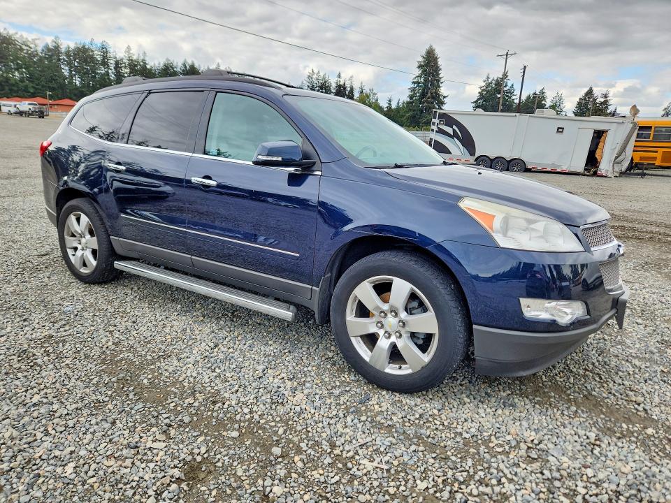 Photo 4 from auction – 2011 CHEVROLET TRAVERSE with VIN 1GNKVLED6BJ184971