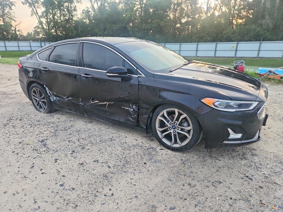 Photo 4 from auction – 2019 FORD FUSION with VIN 3FA6P0RU6KR110653