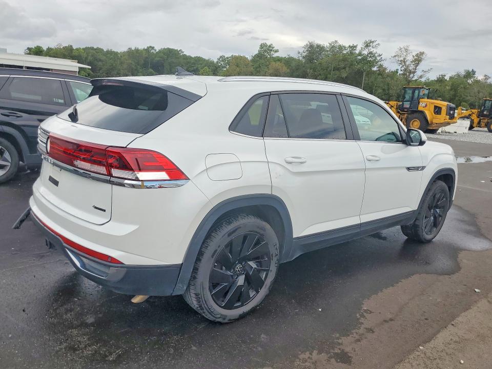 Photo 3 from auction – 2026 VOLKSWAGEN ATLAS CROSS SPORT with VIN 1V2KC2CA5TC203726