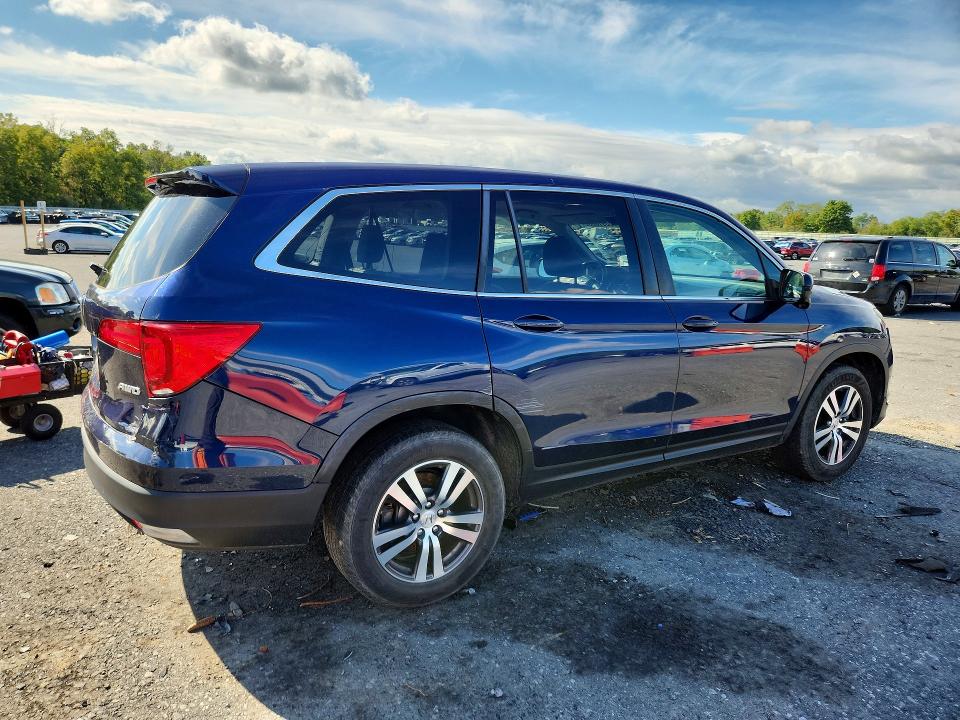 Снимка 3 от търг – 2016 HONDA PILOT с VIN 5FNYF6H51GB064242