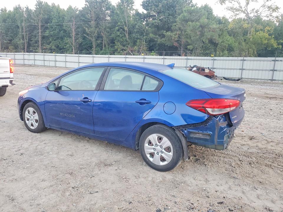Photo 2 from auction – 2018 KIA FORTE with VIN 3KPFK4A72JE272937