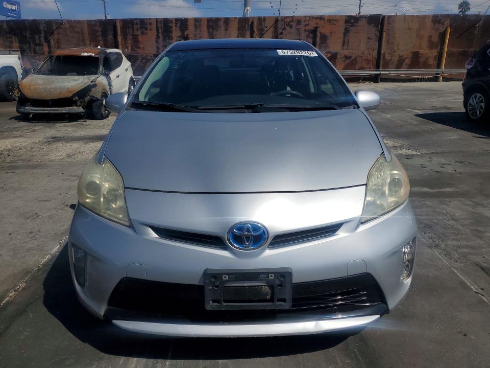Photo 5 from auction – 2012 TOYOTA PRIUS with VIN JTDKN3DU9C5484427
