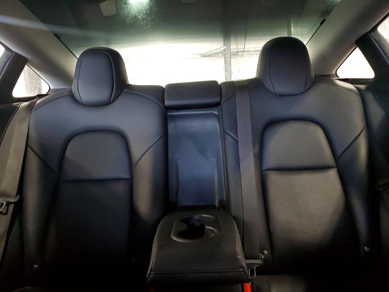 Photo 10 from auction – 2018 TESLA MODEL 3 with VIN 5YJ3E1EB5JF103111
