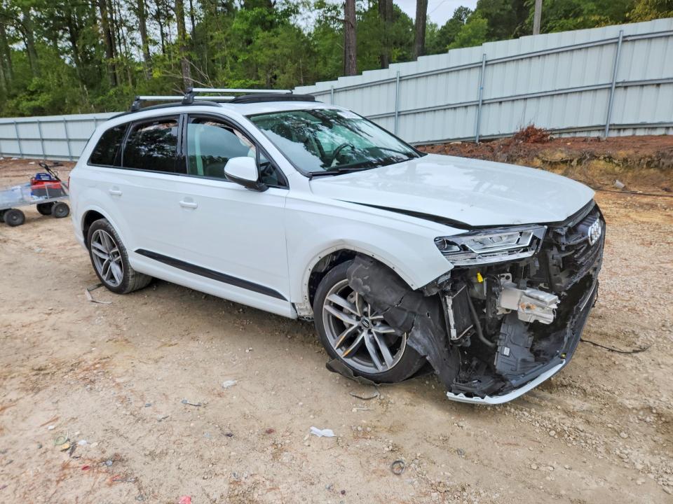 Foto 4 de la subasta – 2018 AUDI Q7 con VIN WA1VAAF75JD037952
