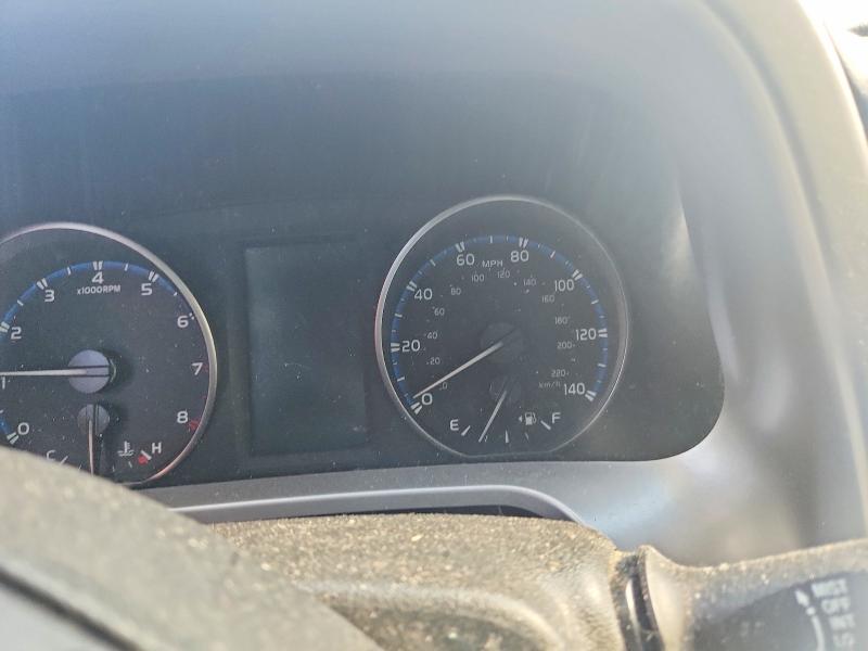 Zdjęcie 9 z aukcji – 2018 TOYOTA RAV4 z VIN JTMRFREV2JJ196842