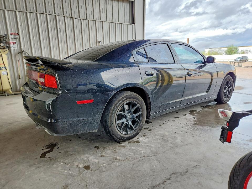 Photo 3 from auction – 2013 DODGE CHARGER with VIN 2C3CDXBG2DH660325