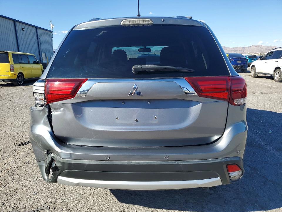 Photo 6 from auction – 2016 MITSUBISHI OUTLANDER with VIN JA4AD3A38GZ044668