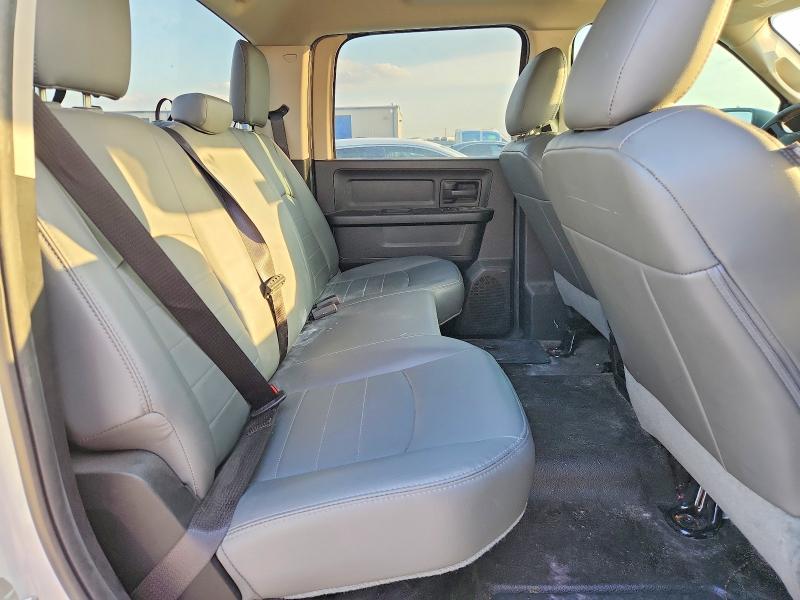 Photo 10 from auction – 2018 RAM 1500 with VIN 1C6RR6KM9JS225921