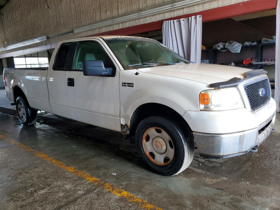 Photo 4 from auction – 2007 FORD F150 with VIN 1FTVX14507NA32764