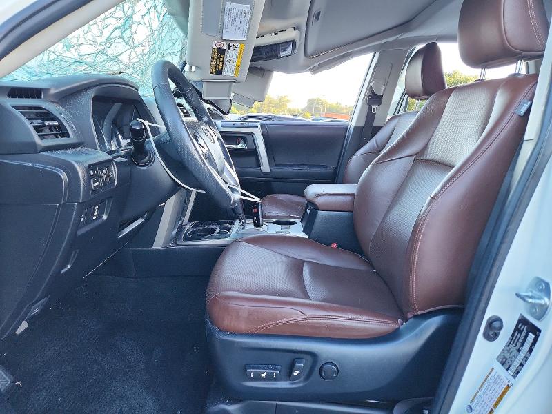 Photo 7 from auction – 2020 TOYOTA 4RUNNER with VIN JTEZU5JR4L5227930