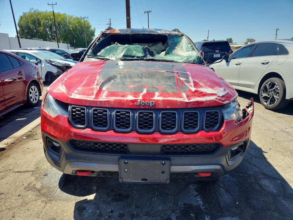 Photo 5 from auction – 2025 JEEP COMPASS with VIN 3C4NJDDN7ST525997