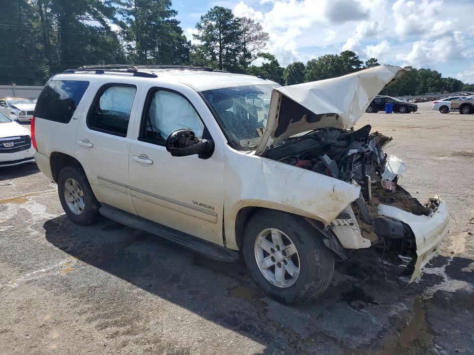 Photo 4 from auction – 2010 GMC YUKON with VIN 1GKUCCE01AR282167