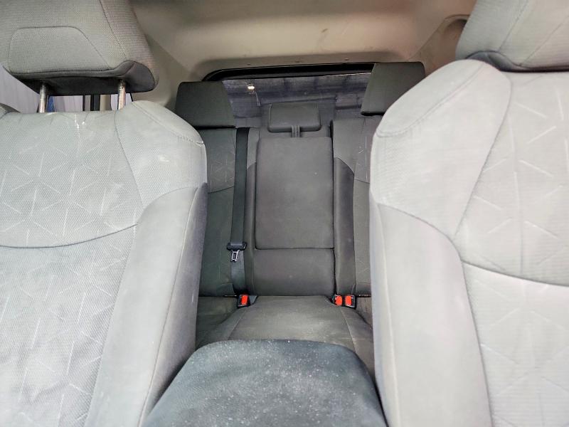 Photo 10 from auction – 2019 TOYOTA RAV4 with VIN 2T3W1RFV2KW015595