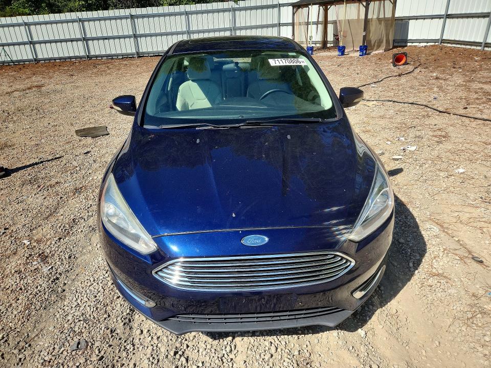 Photo 5 from auction – 2017 FORD FOCUS with VIN 1FADP3N23HL279579