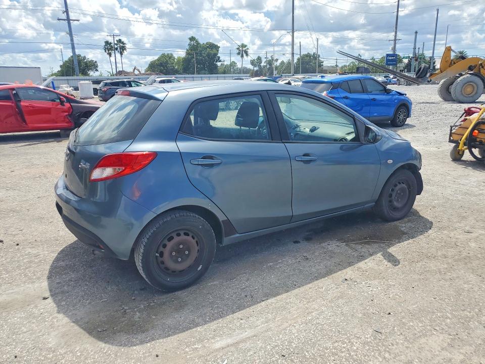 Foto 3 de la subasta – 2014 MAZDA MAZDA2 con VIN JM1DE1KY9E0188410