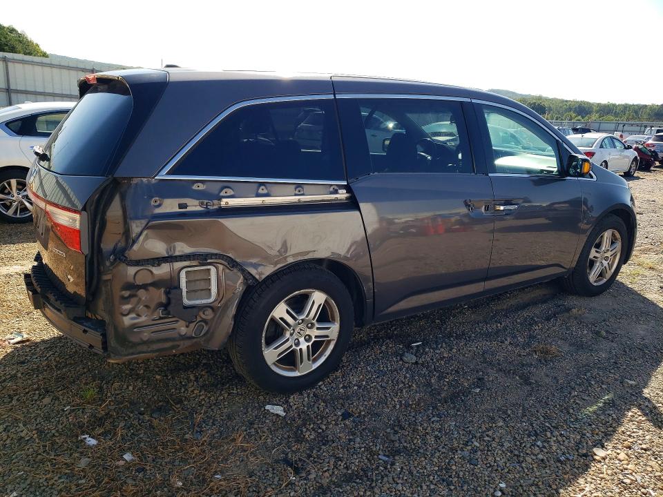 Photo 3 from auction – 2013 HONDA ODYSSEY with VIN 5FNRL5H95DB092048