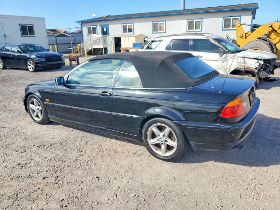 Photo 2 from auction – 2002 BMW 325 with VIN WBABS33402PG86523