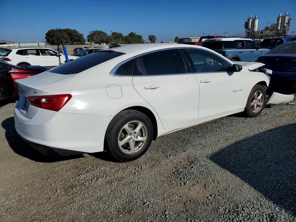 Photo 3 from auction – 2016 CHEVROLET MALIBU with VIN 1G1ZB5ST2GF294538