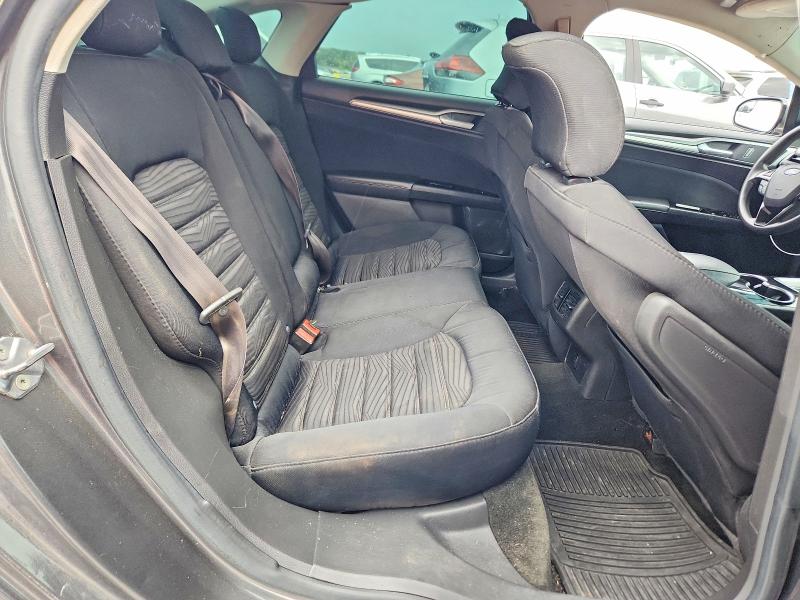 Снимка 10 от търг – 2016 FORD FUSION с VIN 3FA6P0H78GR279978