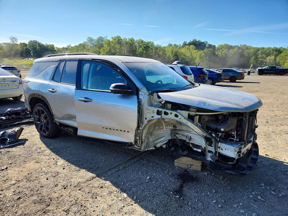Photo 4 from auction – 2025 CHEVROLET TRAVERSE with VIN 1GNERLRS0SJ239005