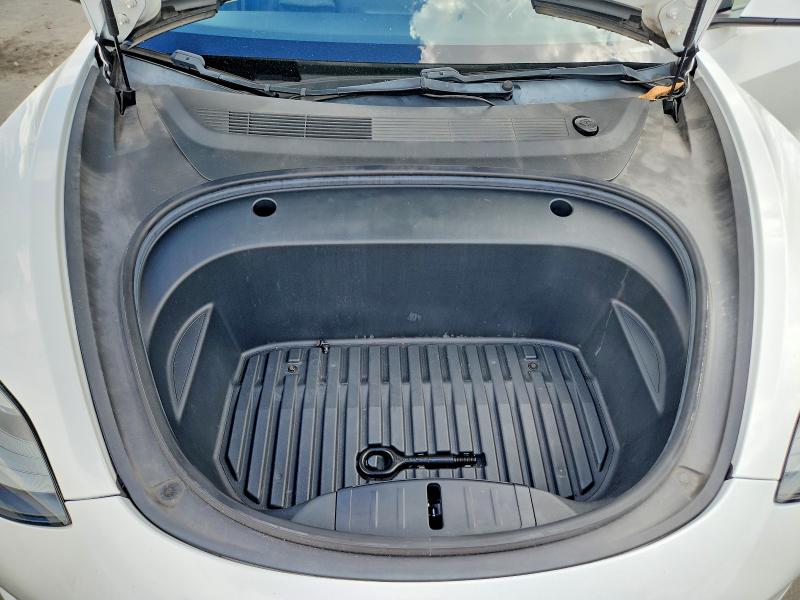 Photo 11 from auction – 2021 TESLA MODEL 3 with VIN 5YJ3E1EB4MF988387