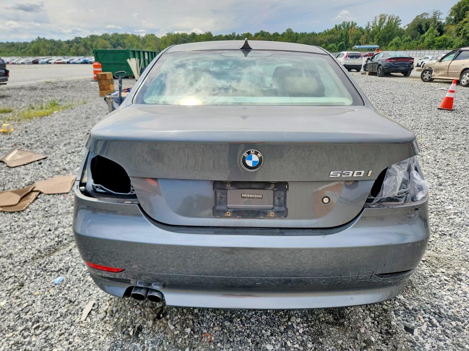 Zdjęcie 6 z aukcji – 2007 BMW 530 z VIN WBANE73577CM45073