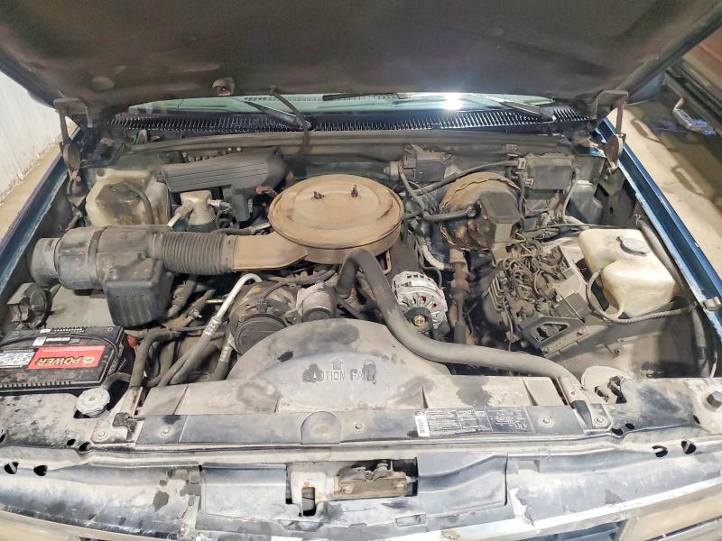 Photo 12 from auction – 1993 CHEVROLET SUBURBAN with VIN 1GNFK16K2PJ382191