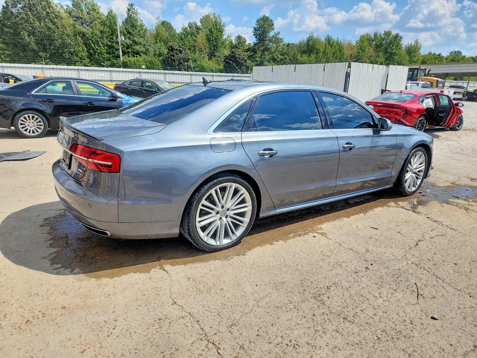 Zdjęcie 3 z aukcji – 2017 AUDI A8 z VIN WAU44AFD6HN017449