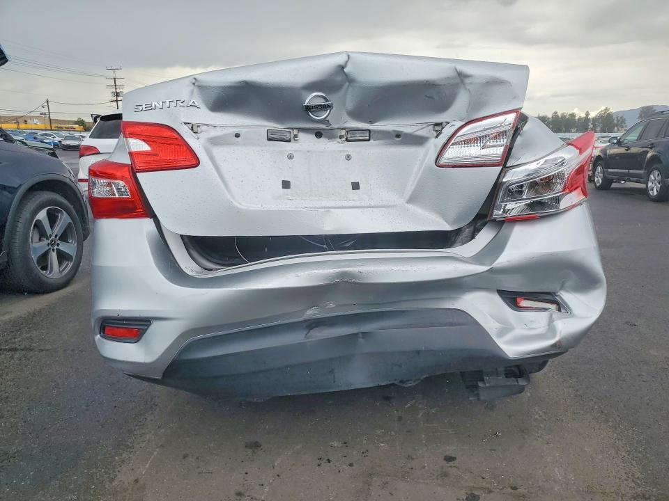 Photo 6 from auction – 2017 NISSAN SENTRA with VIN 3N1AB7AP1HY401287