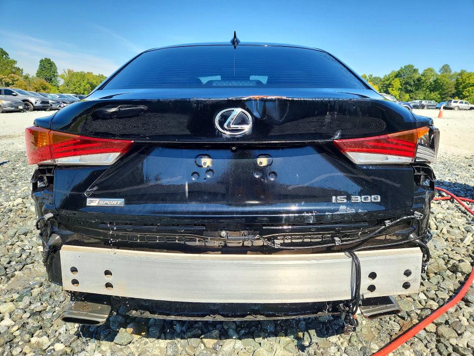 Photo 6 from auction – 2019 LEXUS IS with VIN JTHBA1D28K5095239