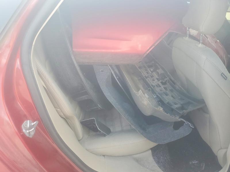 Photo 10 from auction – 2019 FORD FUSION with VIN 3FA6P0LU1KR263028