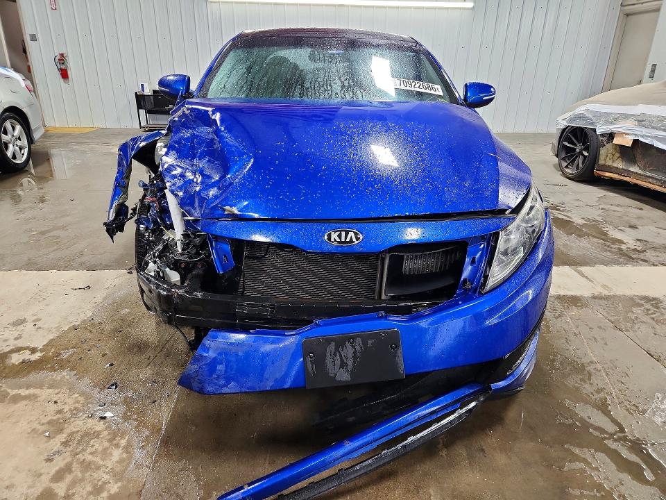 Снимка 5 от търг – 2013 KIA OPTIMA с VIN 5XXGR4A65DG240521