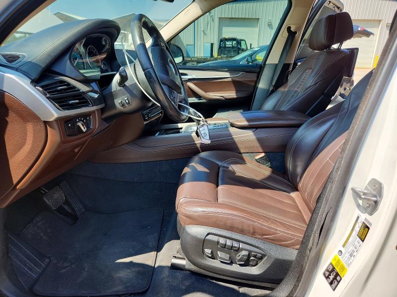 Foto 7 de la subasta – 2016 BMW X5 con VIN 5UXKR6C55G0J81453