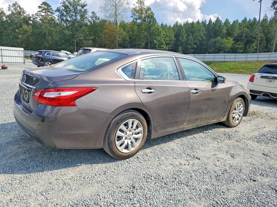 Photo 3 from auction – 2016 NISSAN ALTIMA with VIN 1N4AL3AP8GC149716