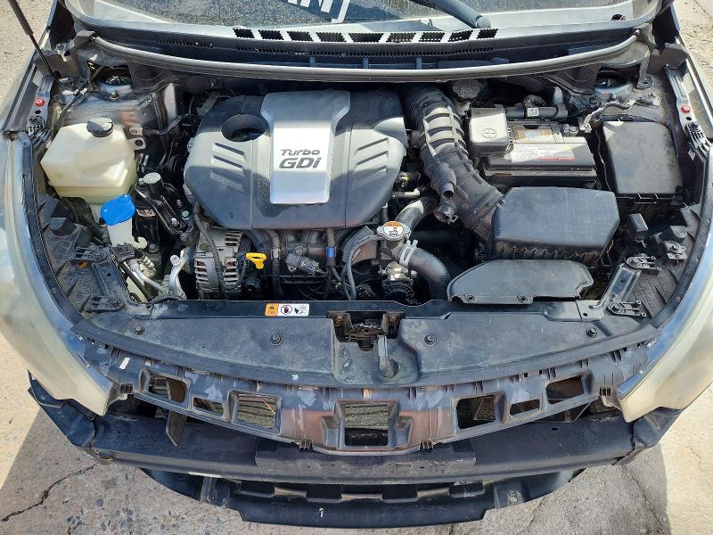 Photo 11 from auction – 2016 KIA FORTE5 with VIN KNAFZ5A35G5634100