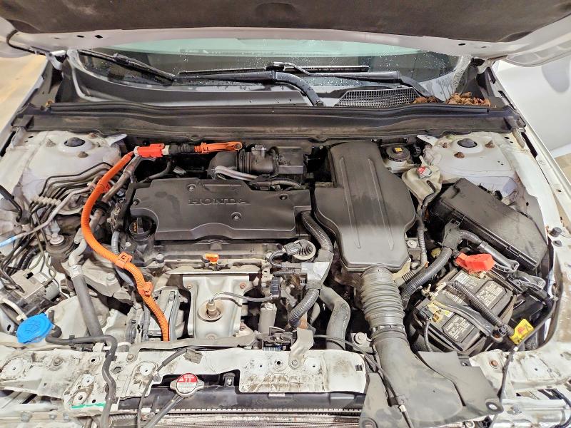Снимка 11 от търг – 2022 HONDA ACCORD с VIN 1HGCV3F27NA043181