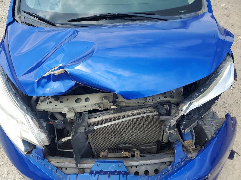 Снимка 11 от търг – 2015 NISSAN VERSA NOTE с VIN 3N1CE2CPXFL373161