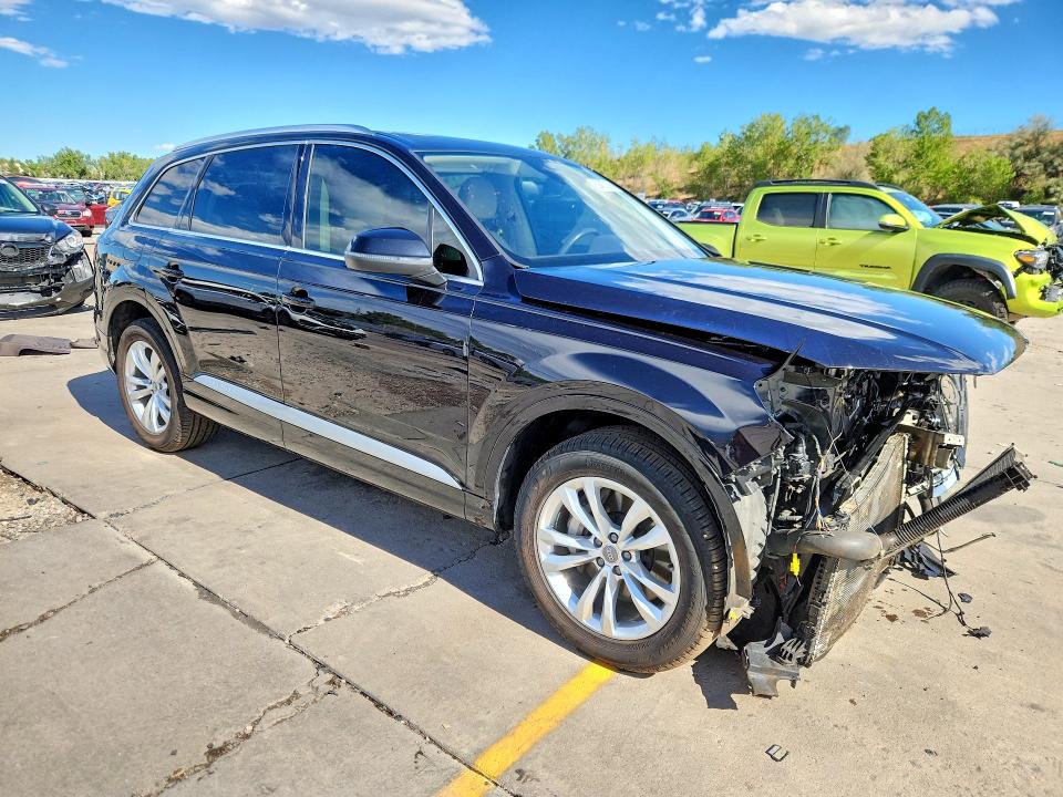 Снимка 4 от търг – 2018 AUDI Q7 с VIN WA1LHAF79JD034975