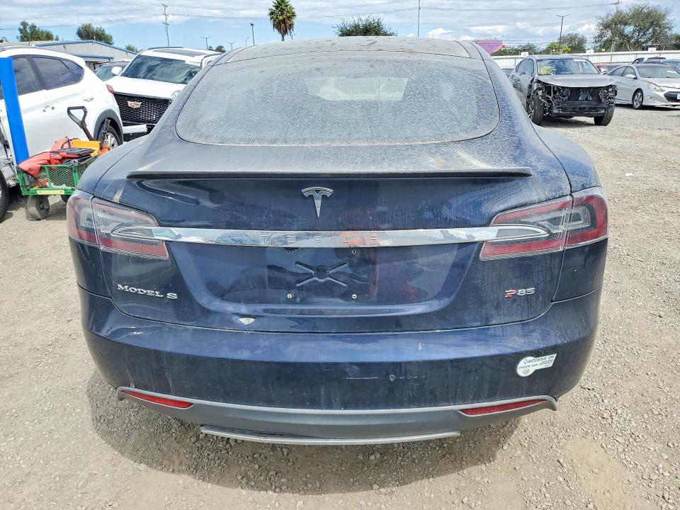 Photo 6 from auction – 2013 TESLA MODEL S with VIN 5YJSA1DP8DFP06935