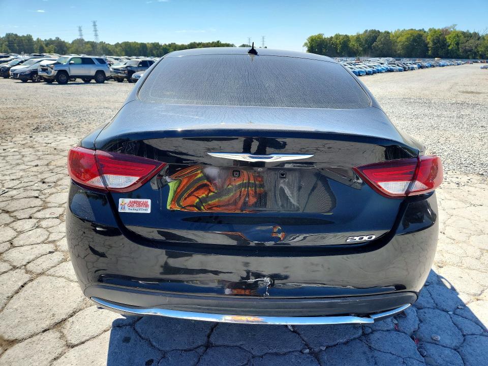 صورة رقم 6 من المزاد - 2015 CHRYSLER 200 مع VIN 1C3CCCAB8FN588543